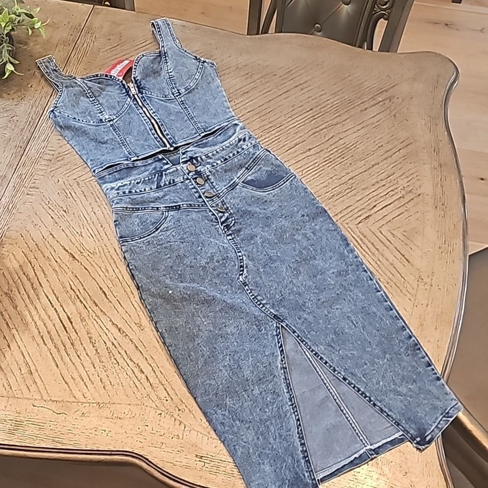 Denim crop top and skirt size S NWT - Picture 14 of 15